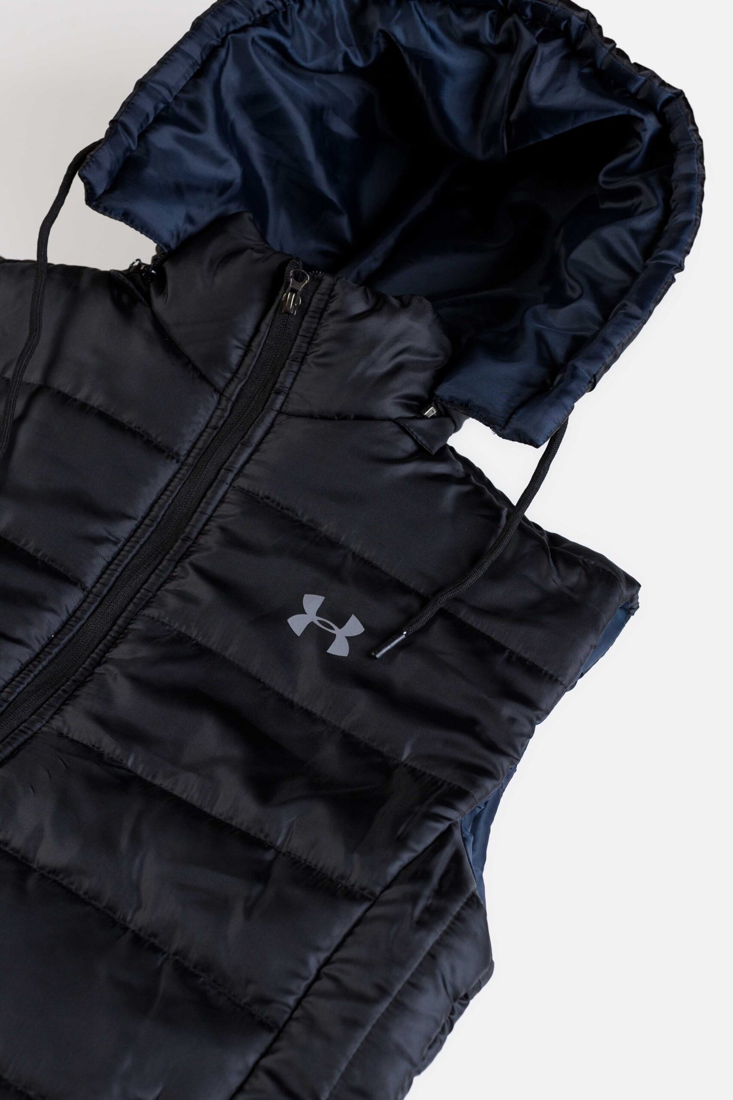 UA Premium Puffer Jacket With Hood – Black